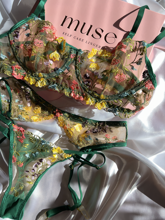 Muse-Lingerie-Emerald-Meadow-Set-Limitierte-Auflage