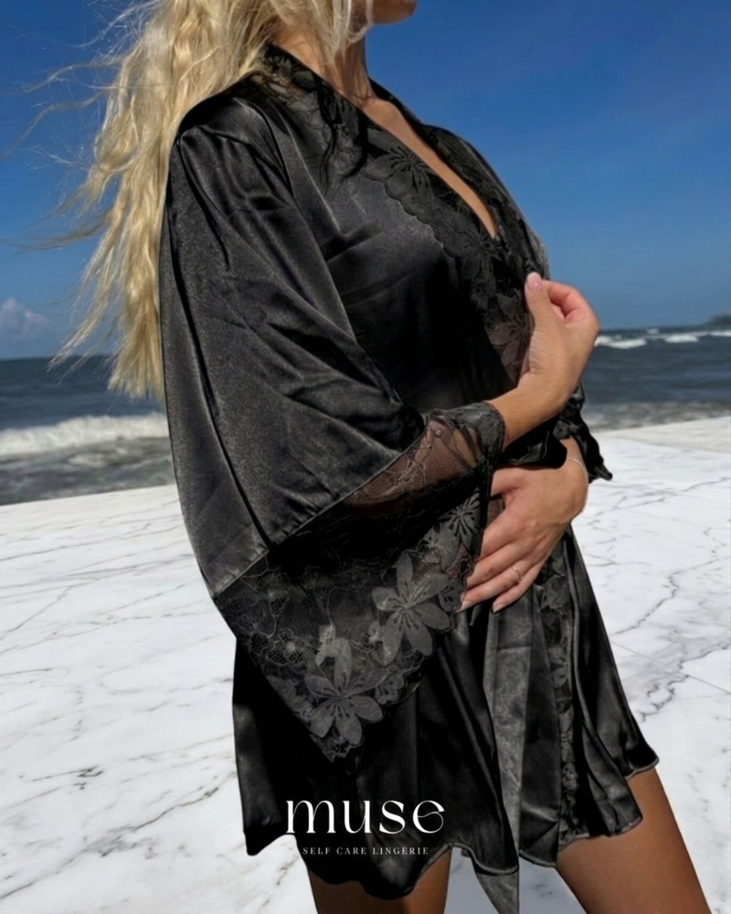 Silk Muse Satin-Morgenmantel