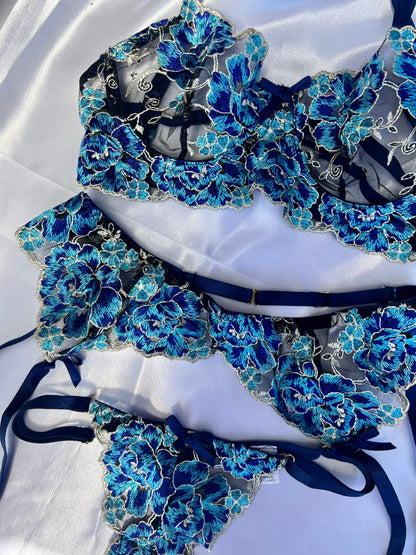 Muse-Lingerie-Blue-Pearl-Set-Limitierte-Auflage